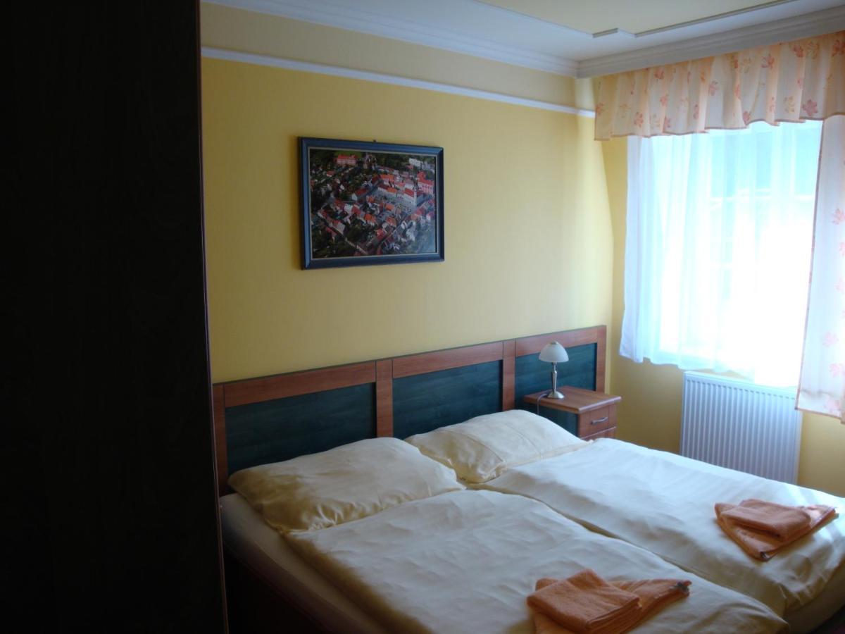 Lazne Evzenie Hotel Klášterec nad Ohří Szoba fotó