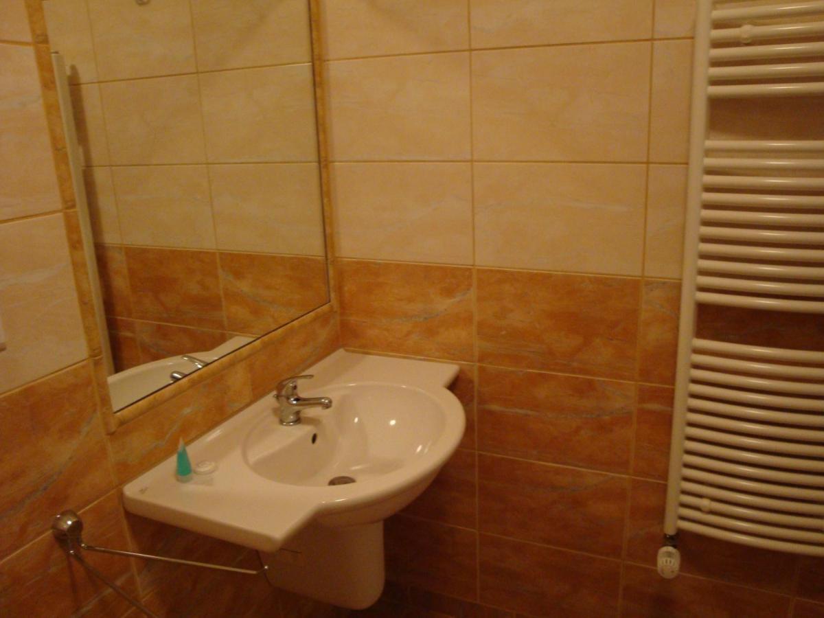 Lazne Evzenie Hotel Klášterec nad Ohří Szoba fotó