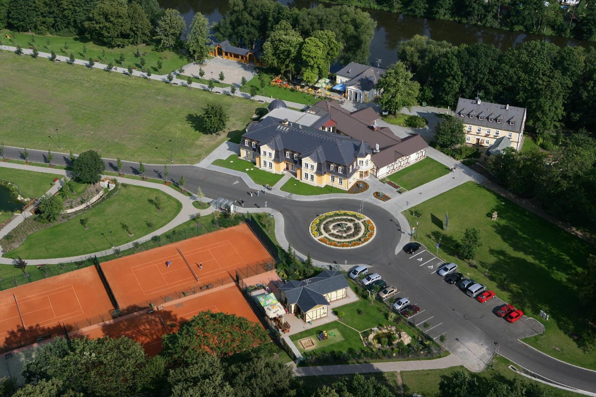 Lazne Evzenie Hotel Klášterec nad Ohří Kültér fotó