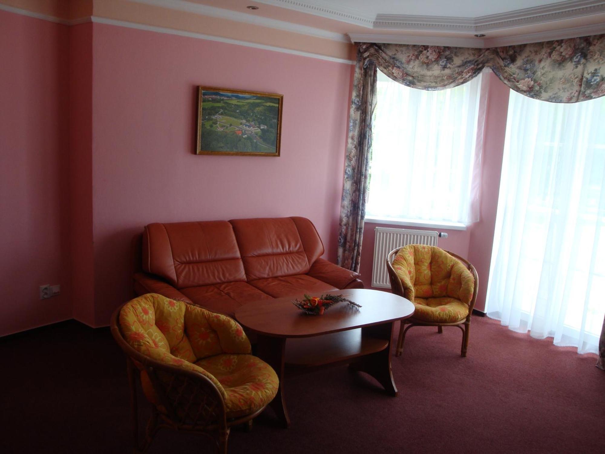Lazne Evzenie Hotel Klášterec nad Ohří Kültér fotó